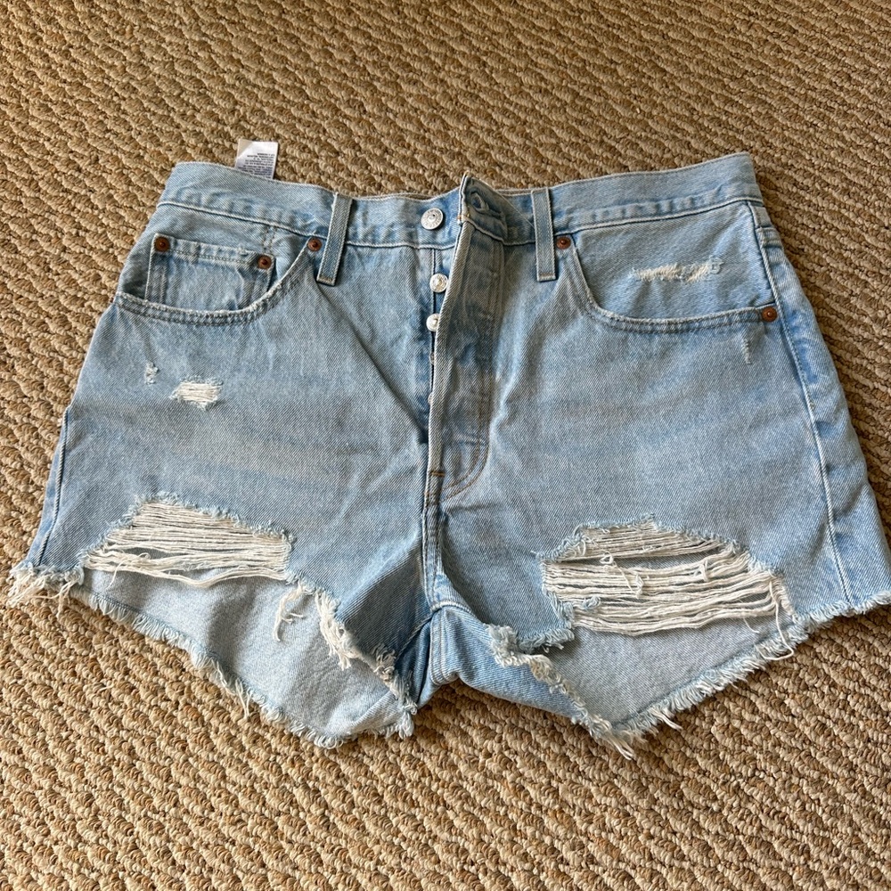 Levi shorts
